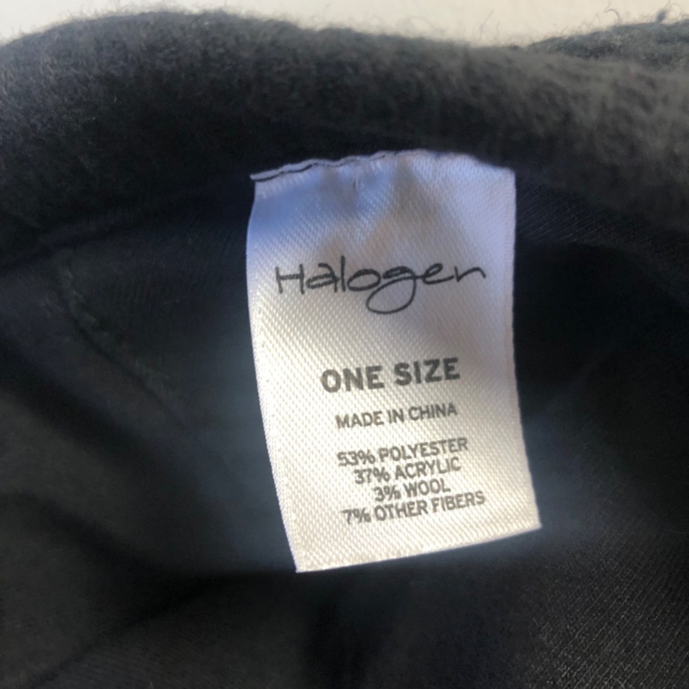 NWOT, Beret with Front Bow by Halogen - Picture 9 of 15